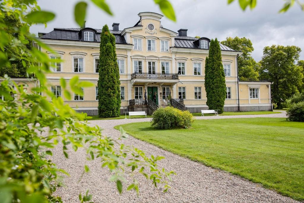 Slott och Herrgårdsweekend – Färna Herrgård & Spa
