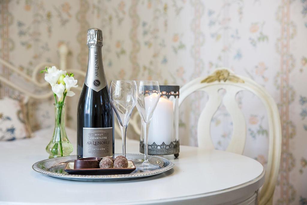 Färna Herrgård - Slott och Herrgårdsweekend