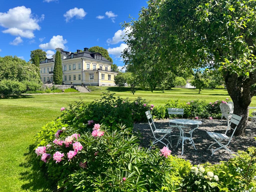 Färna Herrgård - Slott och Herrgårdsweekend